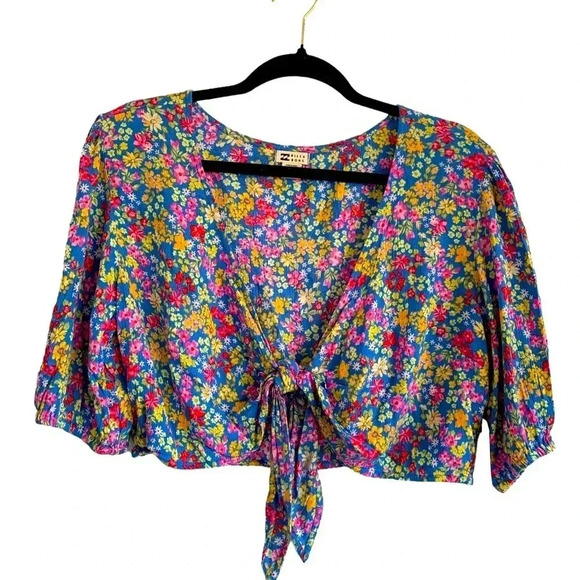Billabong Tops - Billabong As You Wish Floral Tie Front Top NWT